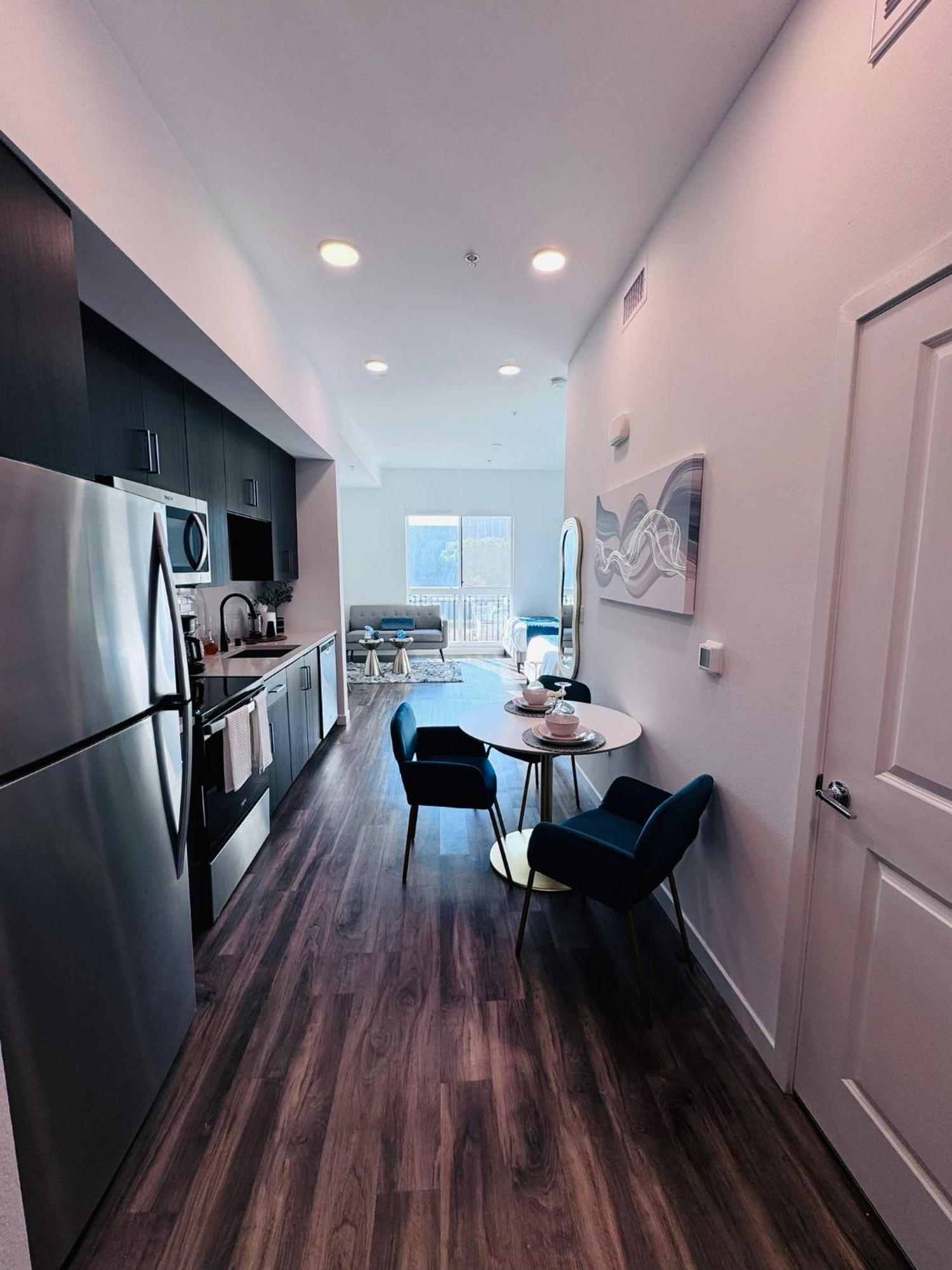 ロサンゼルスSpectacular Cozy Loft Hollywood Free Parkingアパートメント エクステリア 写真